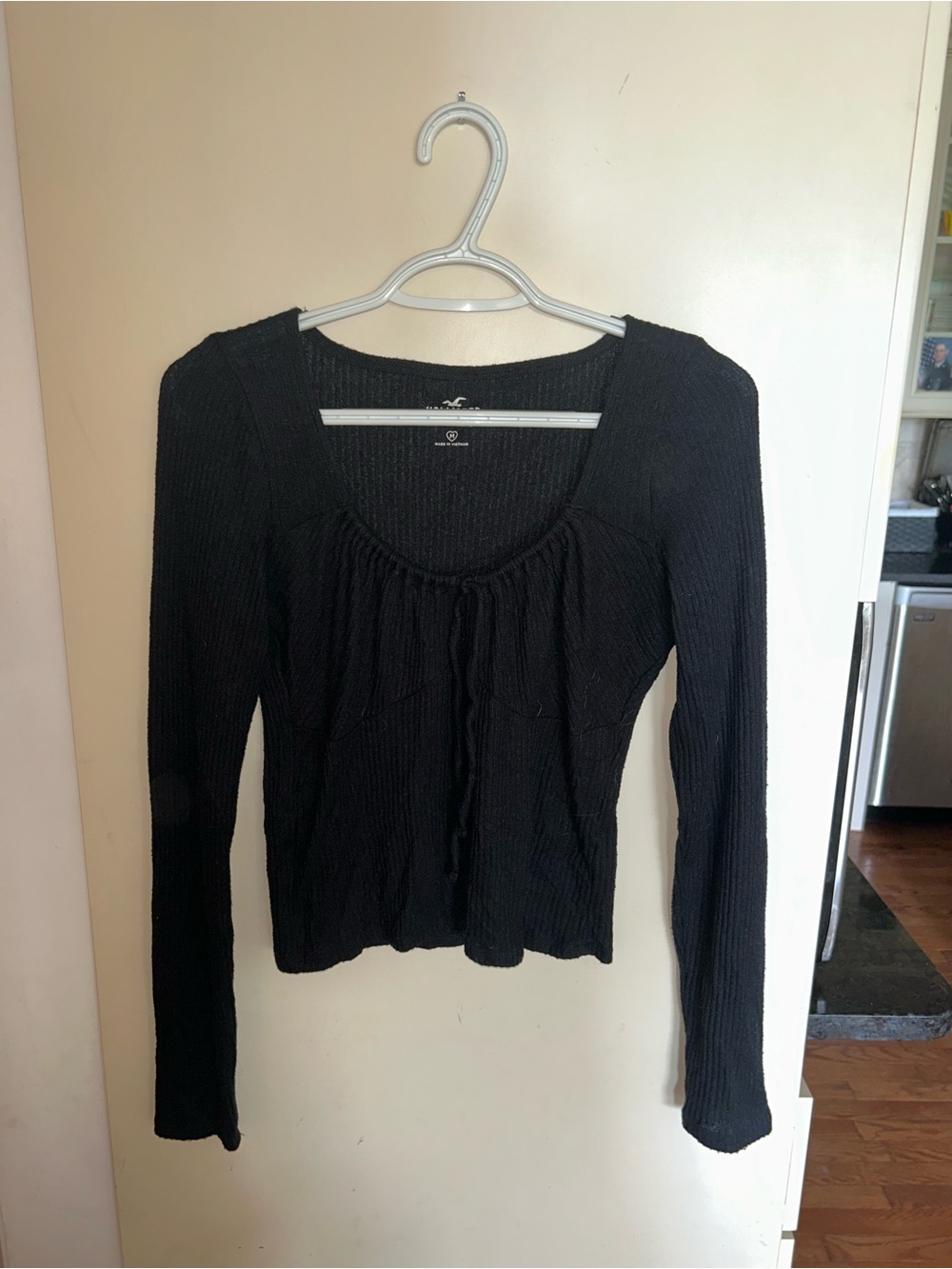 Hollister Black Ribbed Long Sleeve Tie Front Top Size Medium